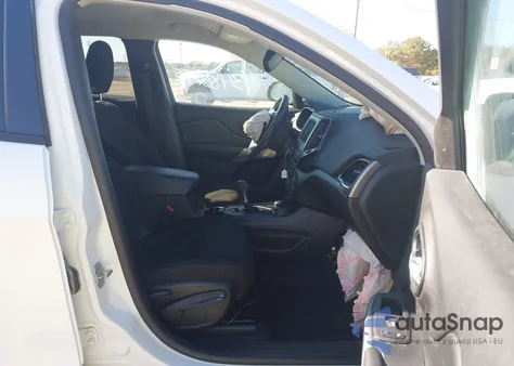 2021 Jeep Cherokee Latitude 4X4 z USA, uszkodzony, nr VIN 1C4PJMCB6MD193222